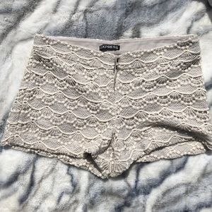 Express tan crochet shorts size 0